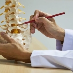 Bel Kayması Ameliyatı Kimlere Gerekir? Uzmanlardan Cerrahi Endikasyonlar